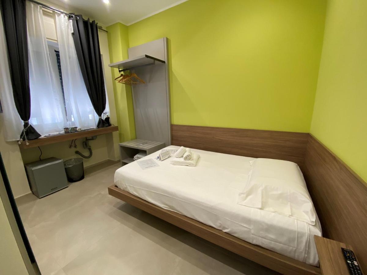Levante Apartment And Room Bari Exterior foto